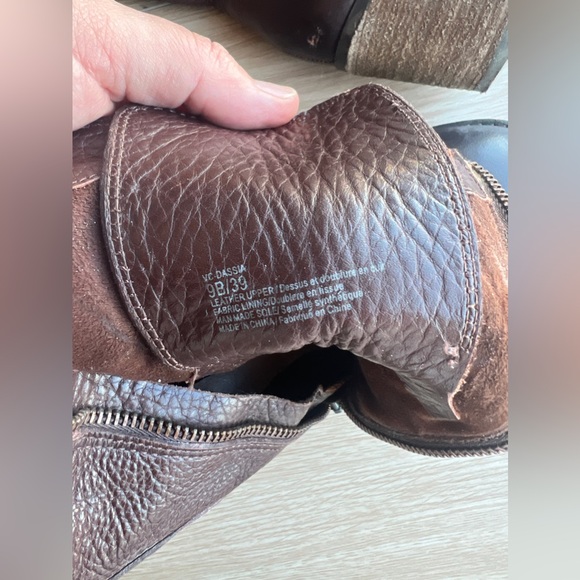 Cute ankle cowboy/ish leather boots - Picture 5 of 5